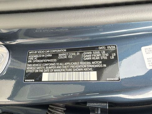 Used 2025 Volvo S90 B6 Ultra image 21