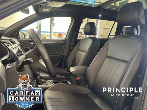 Used 2023 Volkswagen Tiguan SE R-Line image 15