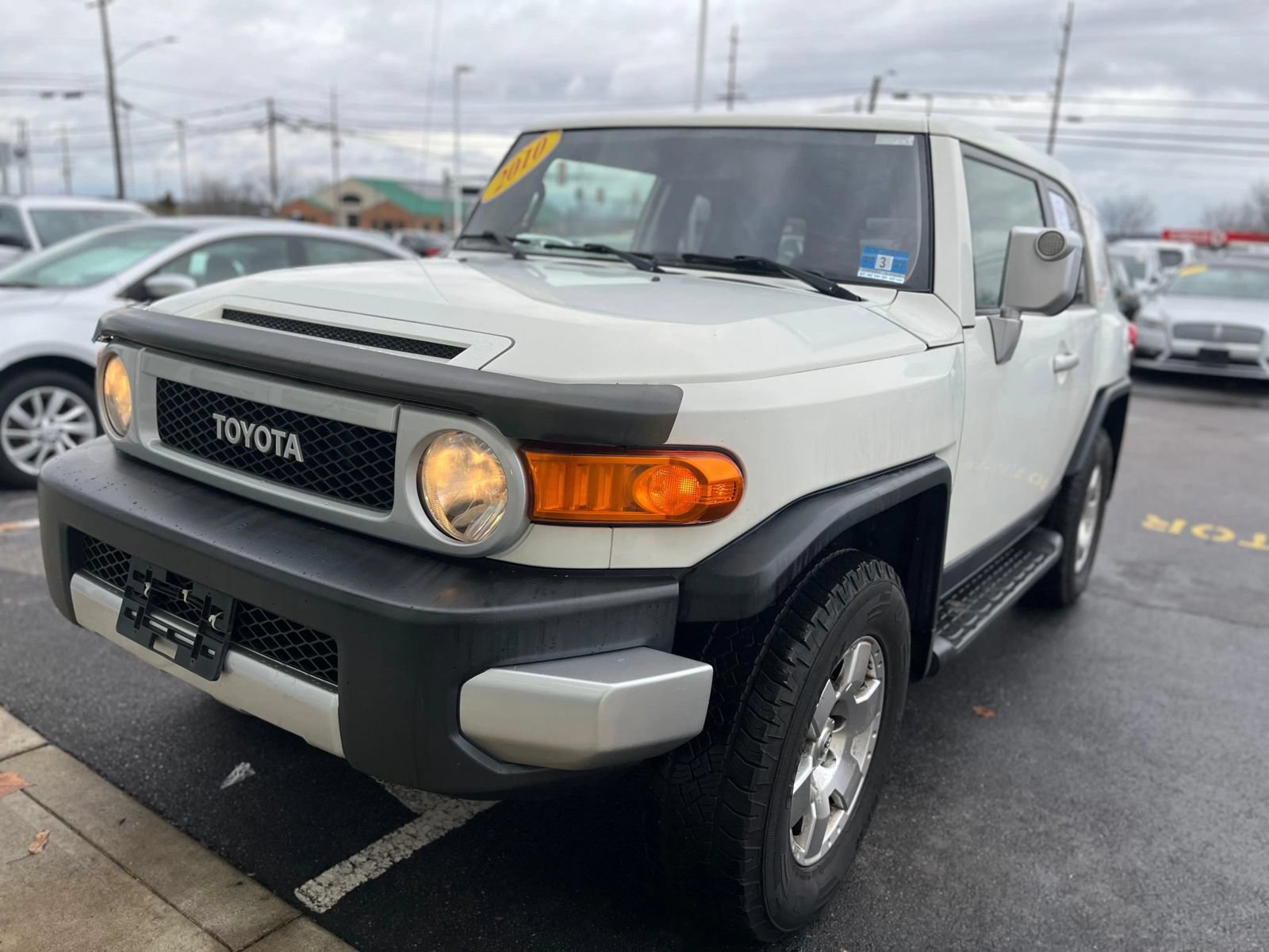 Used 2010 Toyota FJ Cruiser 4WD image 2