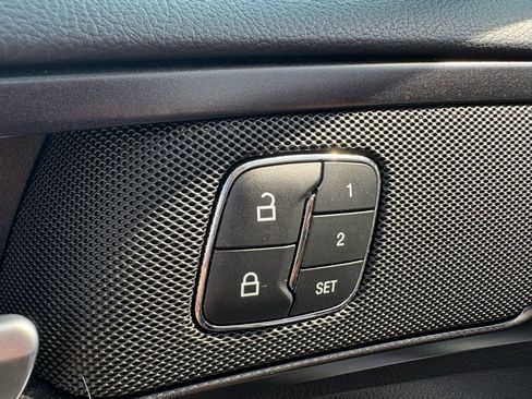Used 2019 Ford Fusion Titanium image 9