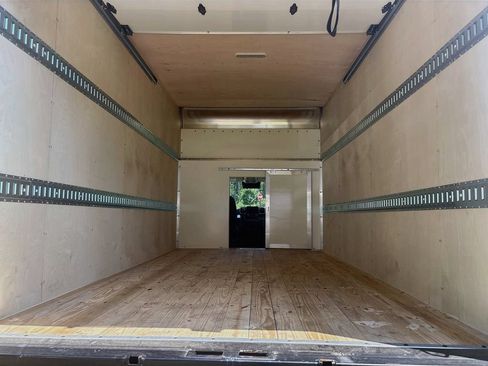 Used 2025 RAM ProMaster 3500 w/ Quick Order Package 22G SLT FWD image 10
