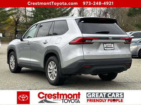 Certified 2024 Toyota Grand Highlander XLE image 4