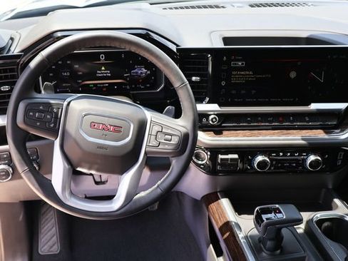 Used 2026 GMC Sierra 1500 Elevation AWD/4WD image 10