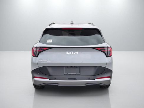 New 2026 Kia Sportage EX FWD image 5