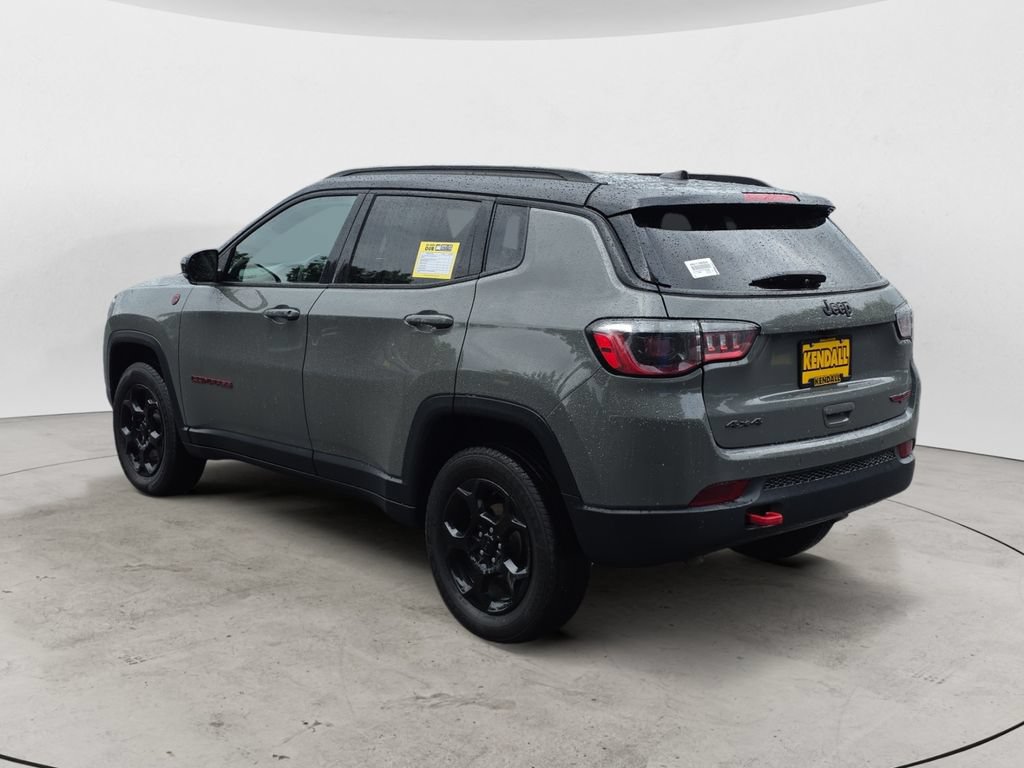 Used 2024 Jeep Compass Trailhawk AWD/4WD image 7