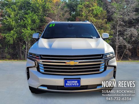 Used 2021 Chevrolet Tahoe High Country w/ Premium Package image 2