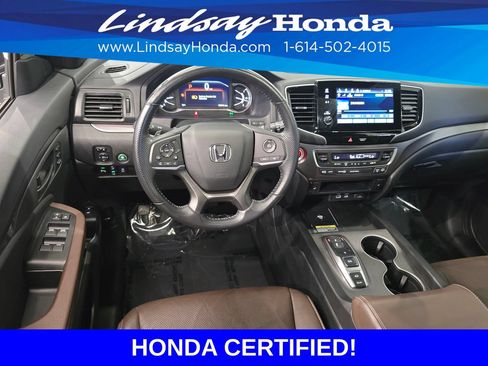 Certified 2025 Honda Passport EX-L image 15
