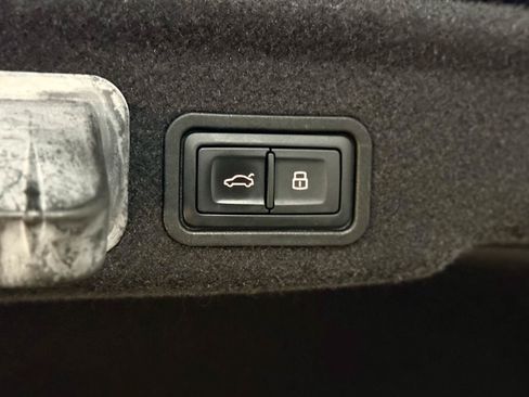 Used 2017 Audi A8 L 3.0T w/ Executive Package AWD/4WD image 33