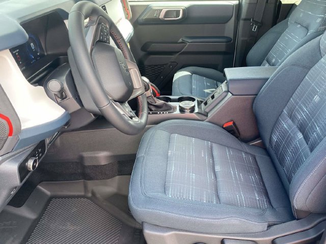 New 2026 Ford Bronco Heritage Edition AWD/4WD image 6