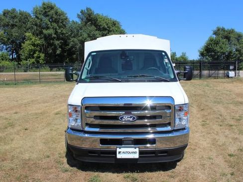 Used 2026 Ford E-350 and Econoline 350 Super Duty w/ Power Equipment Group RWD image 4