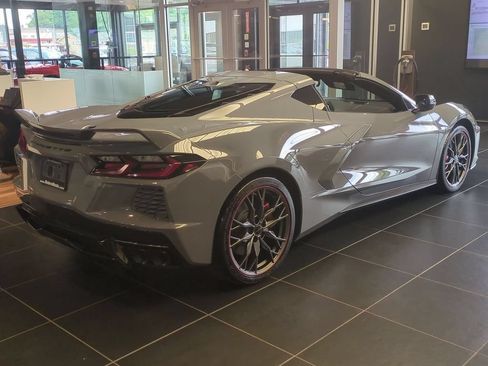 Used 2024 Chevrolet Corvette Stingray Premium Cpe w/ Z51 Performance Package RWD image 3