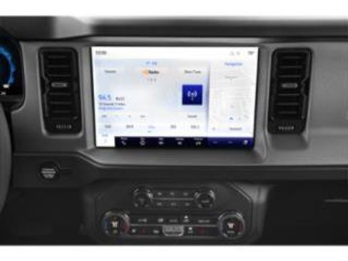 Used 2025 Ford Bronco Outer Banks w/ Sasquatch Package AWD/4WD image 5