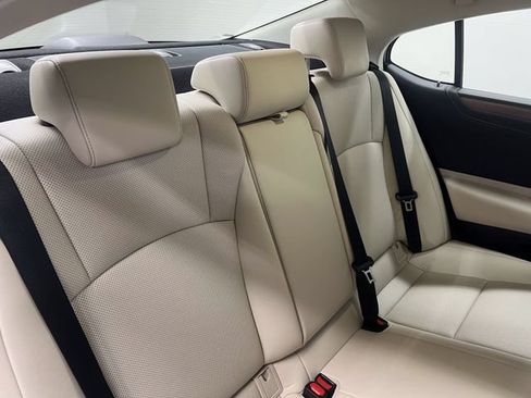 Certified 2024 Lexus ES 300h w/ Premium Package FWD image 13