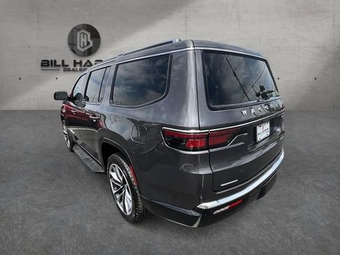 Used 2022 Jeep Wagoneer Series II w/ Convenience Group I AWD/4WD image 8