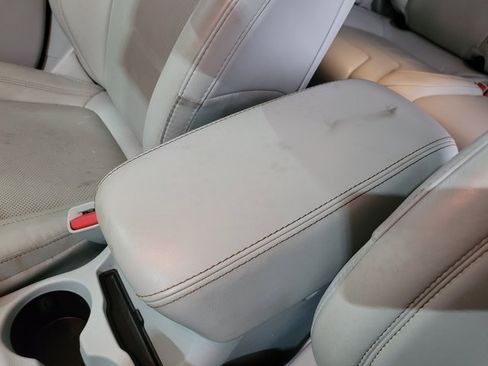 Used 2019 Jeep Cherokee Limited image 38