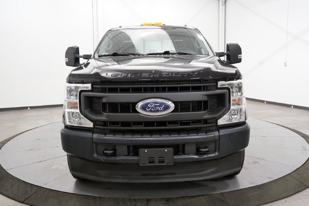 Used 2020 Ford F250 XL w/ Power Equipment Group AWD/4WD image 3