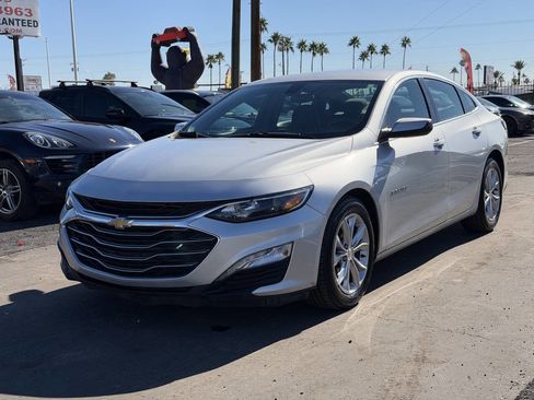 Used 2020 Chevrolet Malibu LT image 1