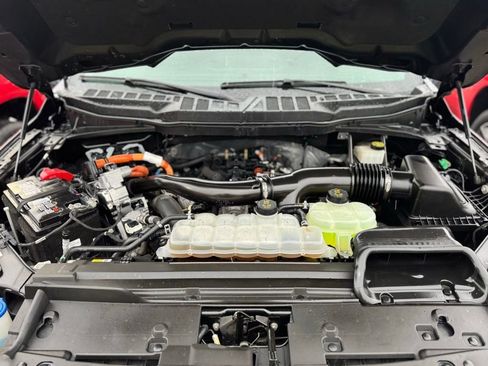 Used 2024 Ford F150 XLT w/ Mobile Office Package image 22