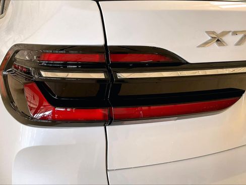 New 2026 BMW X7 xDrive40i image 14