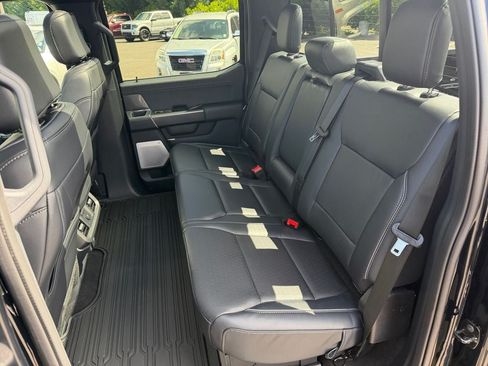 Used 2026 Ford F150 Lariat w/ Equipment Group 502A High AWD/4WD image 33