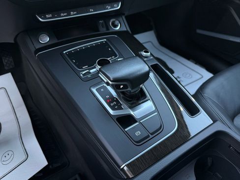 Used 2018 Audi Q5 2.0T Premium Plus w/ Premium Plus Package image 53