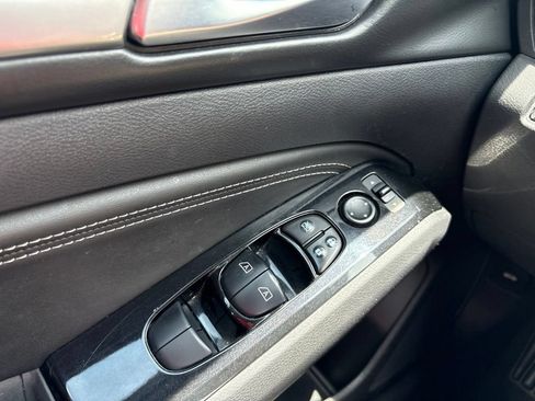 Used 2020 Nissan Altima 2.5 SL FWD image 16