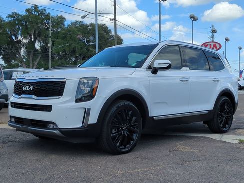 Certified 2022 Kia Telluride SX FWD image 2
