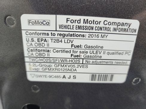 Used 2016 Ford Mustang Shelby GT350 w/ Technology Package RWD image 24