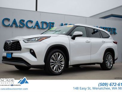 Used 2024 Toyota Highlander Limited