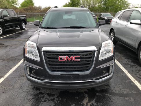 Used 2016 GMC Terrain SLE w/ Convenience Package FWD image 2