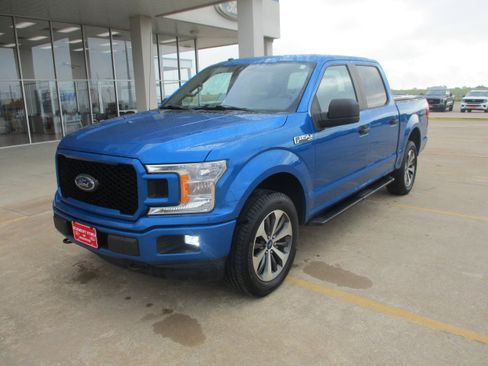 Used 2019 Ford F150 XL w/ Equipment Group 101A Mid AWD/4WD image 2