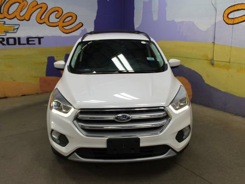 Used 2017 Ford Escape SE w/ Equipment Group 201A AWD/4WD image 3
