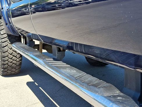 Used 2012 Ford F250 XLT w/ XLT Interior Pkg AWD/4WD image 12