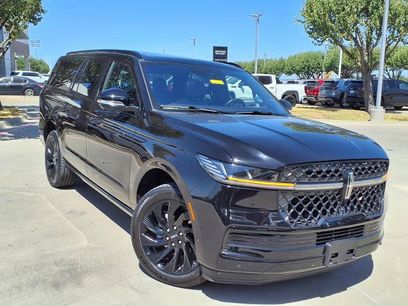 Used 2025 Lincoln Navigator L Reserve w/ Jet Appearance Package