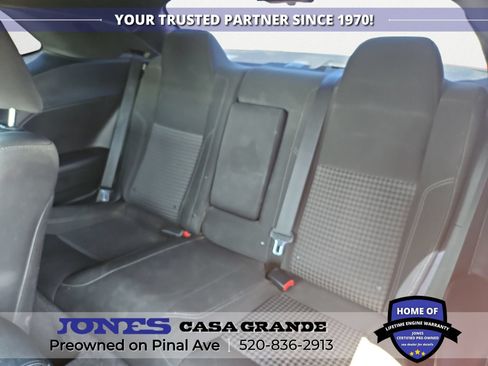 Used 2018 Dodge Challenger SXT RWD image 12
