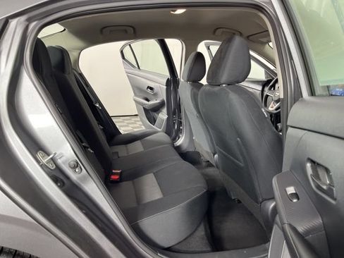 Used 2025 Nissan Sentra SV FWD image 44