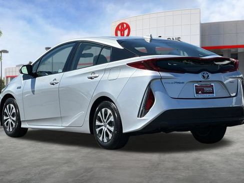 Certified 2020 Toyota Prius Prime XLE FWD image 7