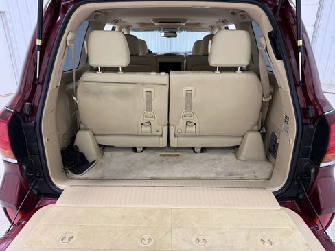 Used 2010 Lexus LX 570 4WD image 18