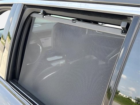 Used 2022 Jeep Grand Cherokee L Overland w/ Luxury Tech Group IV image 40