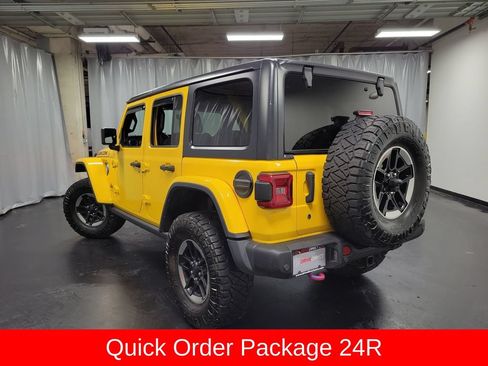 Used 2018 Jeep Wrangler Unlimited Rubicon w/ Dual Top Group AWD/4WD image 7