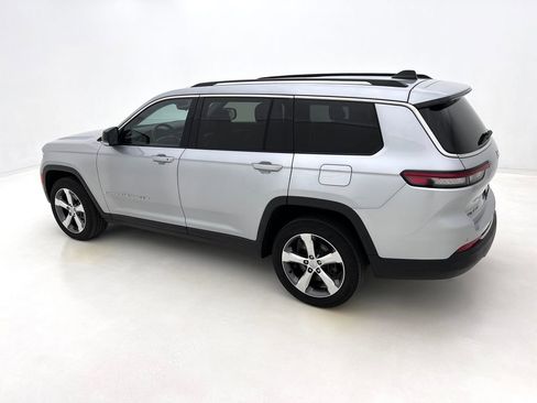 Used 2021 Jeep Grand Cherokee L Limited AWD/4WD image 10