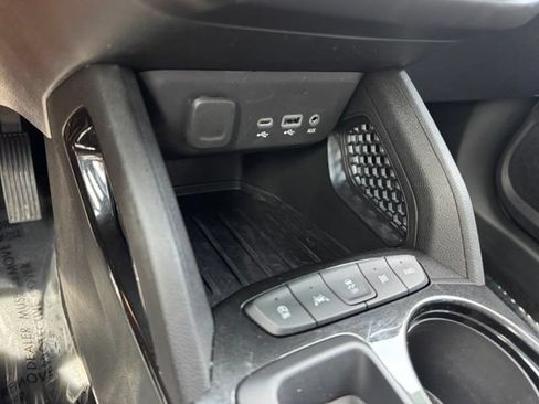 Certified 2023 Chevrolet TrailBlazer LT AWD/4WD image 20