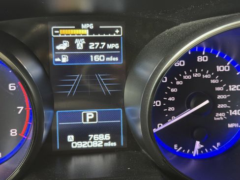 Used 2017 Subaru Outback 2.5i Limited AWD/4WD image 6