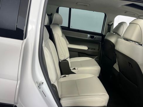 Used 2024 Hyundai Santa Fe Calligraphy image 30