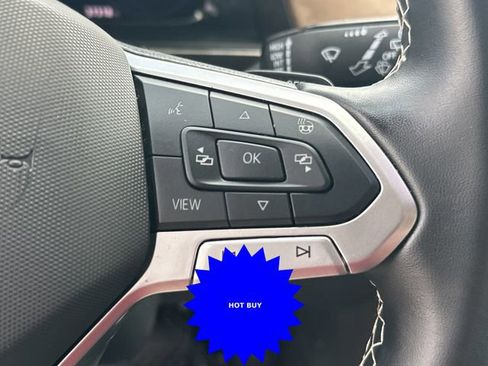 Certified 2025 Volkswagen Atlas SE image 22