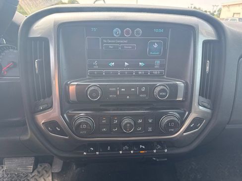 Used 2015 Chevrolet Silverado 2500 LT w/ Z71 Package, Off-Road AWD/4WD image 19