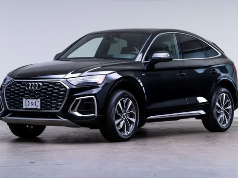 Used 2023 Audi Q5 2.0T Premium Plus w/ Premium Plus Package AWD/4WD image 3