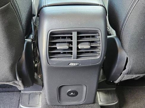 Certified 2025 Ford Escape Active FWD image 17