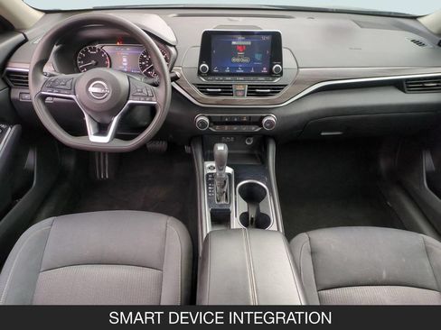 Used 2023 Nissan Altima 2.5 SV FWD image 13