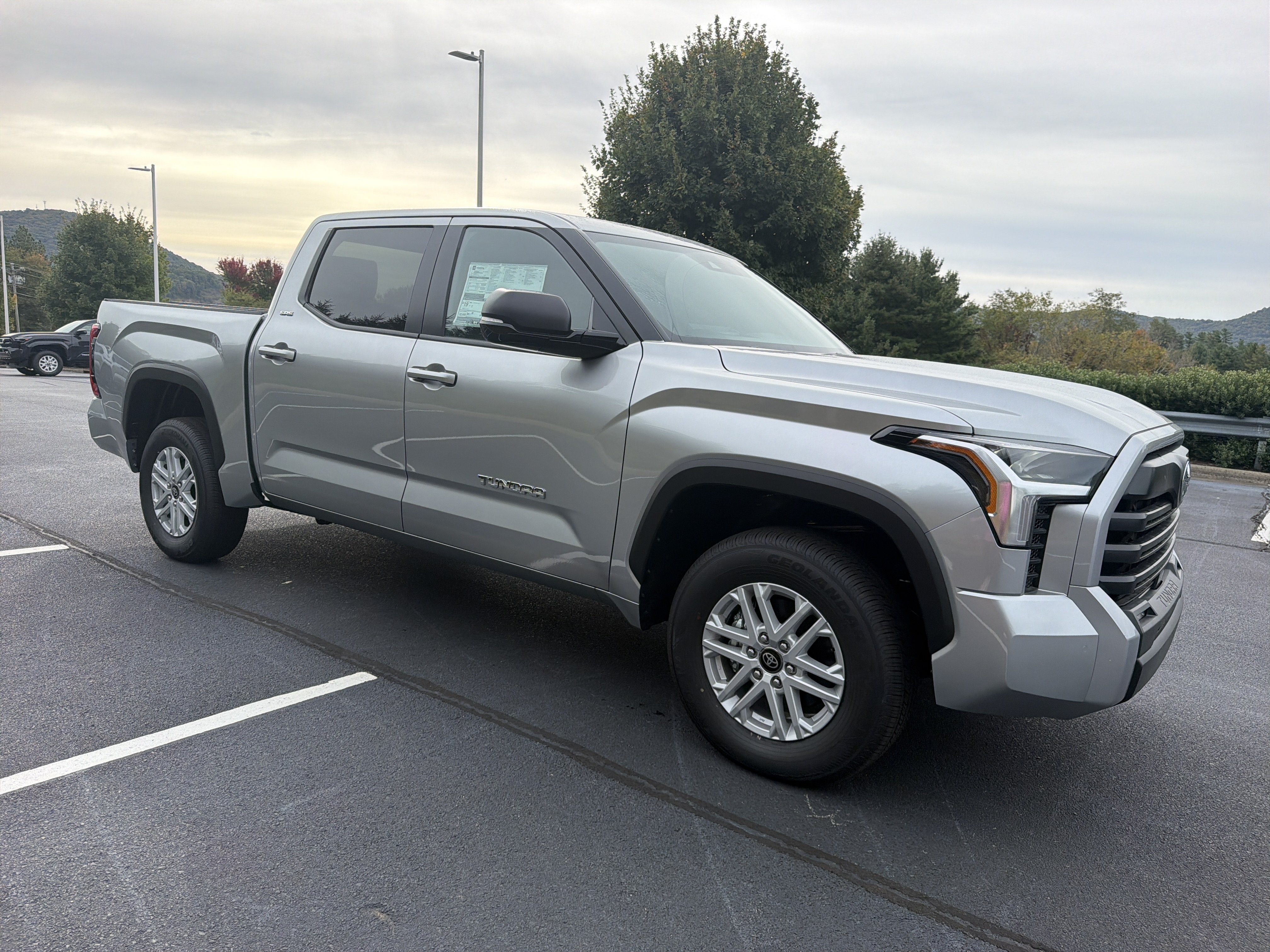 New 2026 Toyota Tundra SR5 w/ SR5 Premium Package AWD/4WD image 24